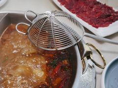 -左庭右院鲜牛肉火锅(浦江欢乐颂店)