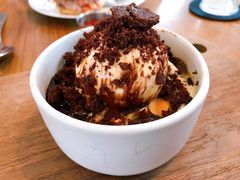 -ROAST coffee & eatery