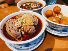 -炉小二铜锅牛蛙•川湘菜(三里屯店)