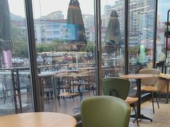 -星巴克(湖州凤凰时代广场店)