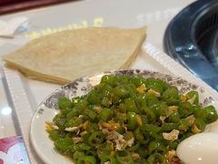 -哈尔滨烧烤·山河村铁锅炖(交大店)