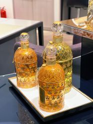 -法国娇兰精品店