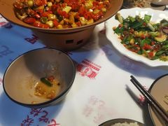 -堂瓦里·33年传统赣菜(第一街区店)