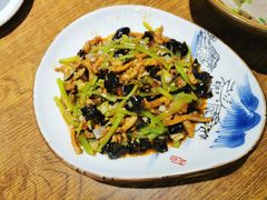 鱼香肉丝-盐与味葱葱鲫鱼•自贡菜江湖菜(春熙店)