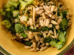 -拈签一笑黄牛肉辣卤串串