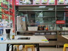 -华威达牛庄(黄埔大道西店)