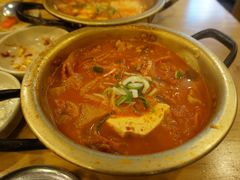 猪颈肉泡菜汤-金北顺大锅家(신사본점)