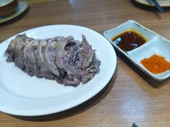 手抓羊肉-贯贯吉·清真餐厅(浙江中路店)