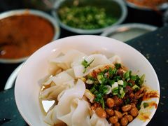 -刘二妈米皮(步行街店)