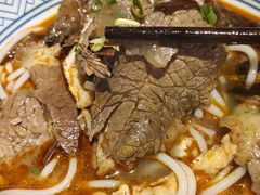 -粉吖吖·邵阳米粉(体育西路店)