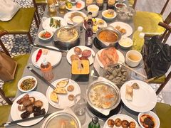 -遇上西雅图多融合海鲜自助餐厅(中房金谊广场店)