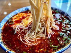 -伊穆祥牛肉面总店·清真