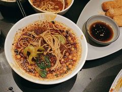 -麻六记(凤凰汇店)