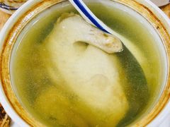 天麻蒸全鸽汤-徐军老汤店
