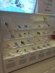 -孩子王(铁西万达店)