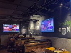 -麦凯伦烧烤·精酿超级工厂店(金桥总店)