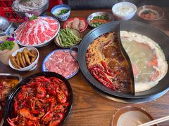 -萍姐火锅·公路夜市(武汉首店)