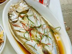 -丹水桥地锅鱼·翘嘴鲌·地方特色全鱼宴(丹江口大坝店)