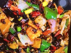 -老滇山寨•云南特色菜•地方菜•民族风情歌舞表演(金碧店)