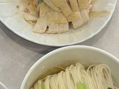 -月亮房·白斩鸡(娄山关路店)