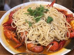 -老东镇啤酒屋海鲜加工·蒸汽海鲜·海鲜烧烤(台东店)