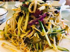 东北凉拌菜-鹤乡东北菜(崮山路店)