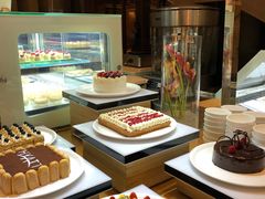 -松山湖凯悦酒店·Café自助餐厅·周末火舞秀表演