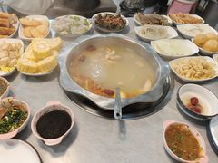 -光头药膳鸡(莱茵小镇店)