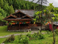 -硗碛藏寨·神木垒景区