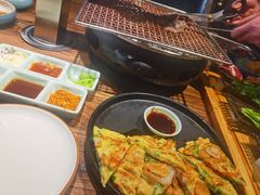 -明洞阿姨·韩式酱蟹烤肉·创意料理(三元桥店)