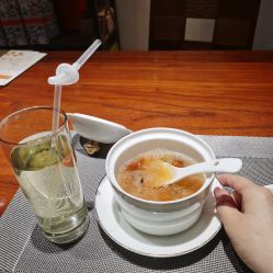-禾颜社·精致美容