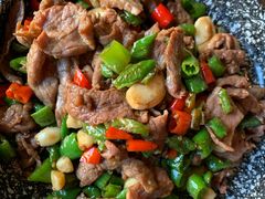 小炒黄牛肉-岔巴精酿啤酒餐吧(南屏街店)
