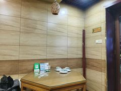 -三鞭一花·独一处·元英砂锅(海光寺店)