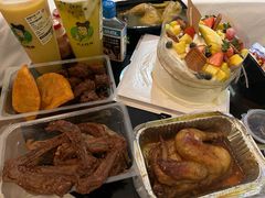 -卡罗酒店(东门晒布地铁站店)