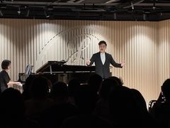 -柏斯音乐艺术中心·钢琴·吉他(上音店)