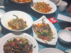 -呷湘厨·鱼汤捞饭·剁椒鱼头·辣椒炒肉(国家会展中心店)