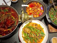-万重锦·人文川菜馆(骡马市店)