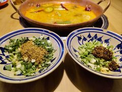 -洱火云南酸菜牛肉火锅(石景山当代商城店)