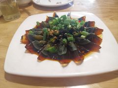 -兔行天下-鸿鹤鲜锅兔(中海国际店)