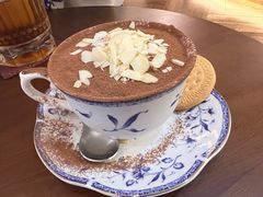 -Café Monson