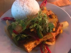 -Lanterns Vietnamese Restaurant