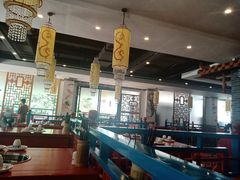 大堂-重庆巴九门老火锅(阳朔店)