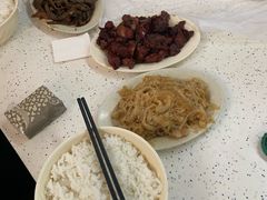 -尹记餐馆(花园店)