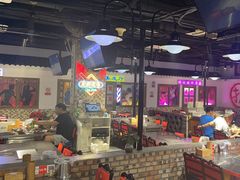 -马路牙子烧烤音乐酒馆(望京店)