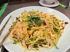 -五谷丰登农家院·地道胶东菜·海鲜烧烤(威海店)