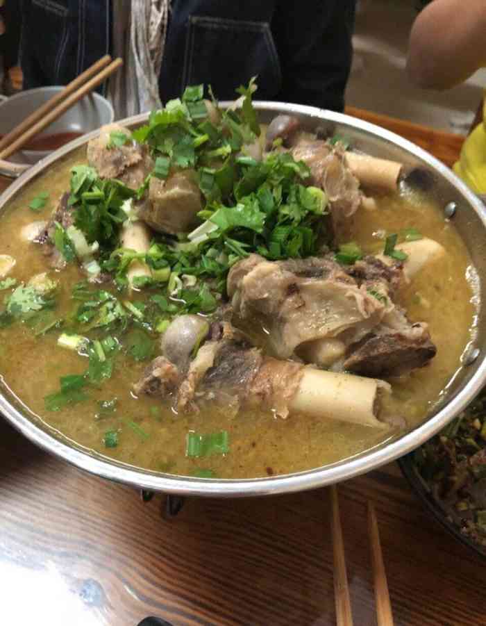 然香源马店羊肉(三里庵店)-"合肥这边一直都有马店羊肉汤的传说,虽然