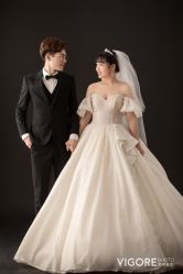 -雪中彩影婚纱摄影·微光艺术中心