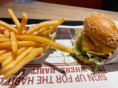 -The Habit Burger Grill 哈比特汉堡(复兴soho店)
