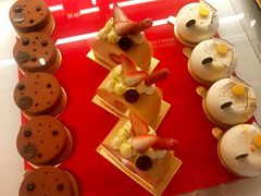 -Salon de The de Joel Robuchon(外滩18号店)