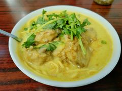 椰汁咖哩雞麵-成群小食店